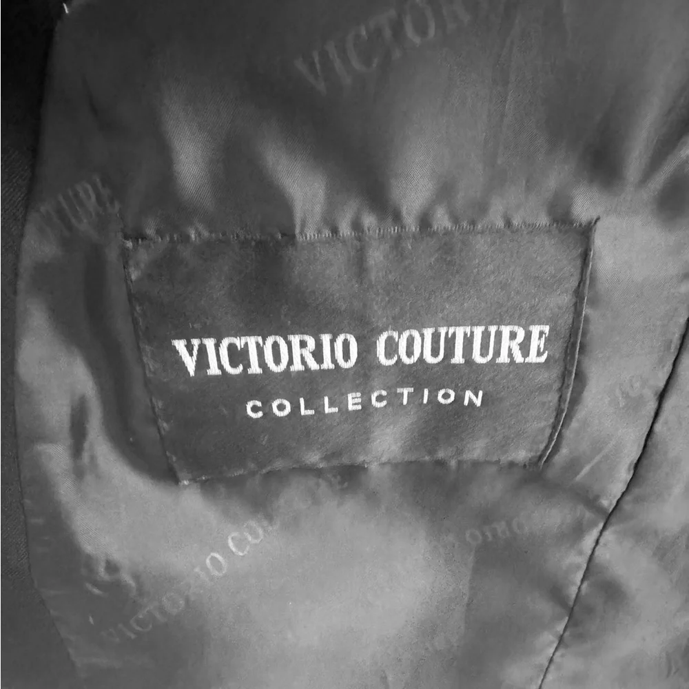 Victorio Couture Men's Black Formal Blazer - Size 40R (Medium/Large)